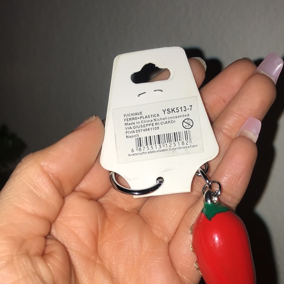 Chili 🌶 Keychain - Picture 3 of 6